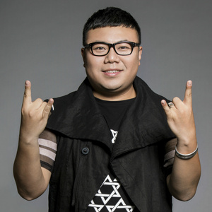 农村人孩子吃母乳
